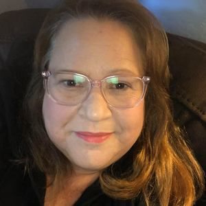 Meet your Posher, Lynn